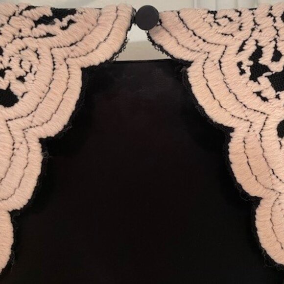 Alice + Olivia Backless Long Sleeve Black and Cream Lace Dress– Sz 4 - Picture 10 of 15